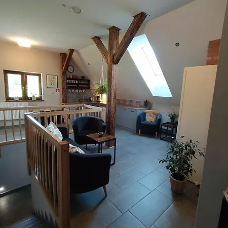 Derkaczowa Kotlina * Gniewoszów