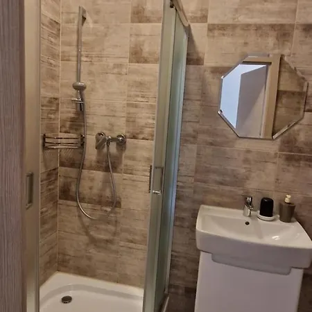 Derkaczowa Kotlina Çiftlik konaklama Gniewoszow (Lower Silesia)