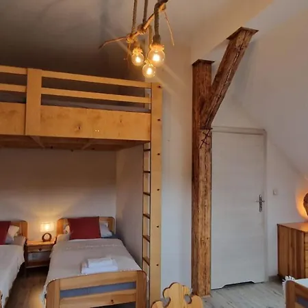 Derkaczowa Kotlina Çiftlik konaklama Gniewoszow (Lower Silesia)