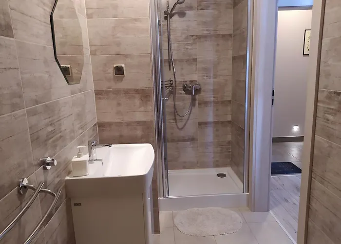 Derkaczowa Kotlina Gospodarstwo agroturystyczne *