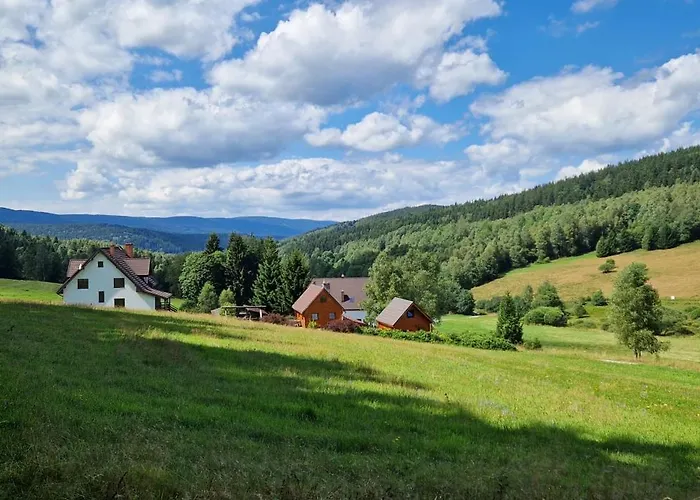 Gospodarstwo agroturystyczne Derkaczowa Kotlina Gniewoszow (Lower Silesia)